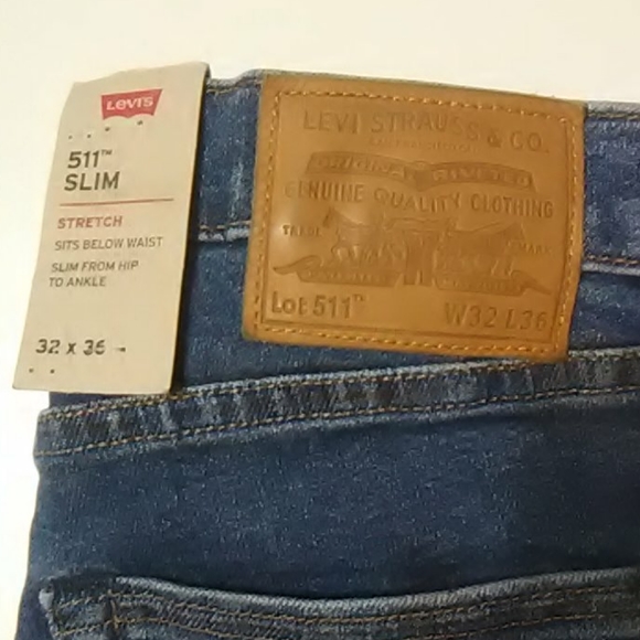 Levi's Jeans - Picture 3 of 6